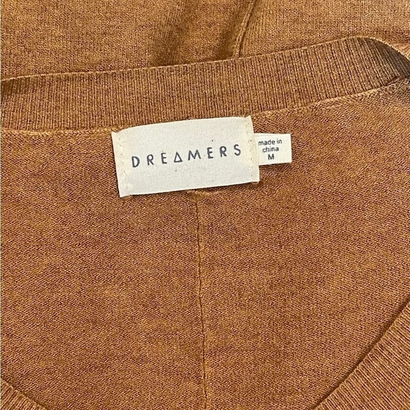 Dreamers v neck line cozy sweater size  Medium - Picture 8 of 9